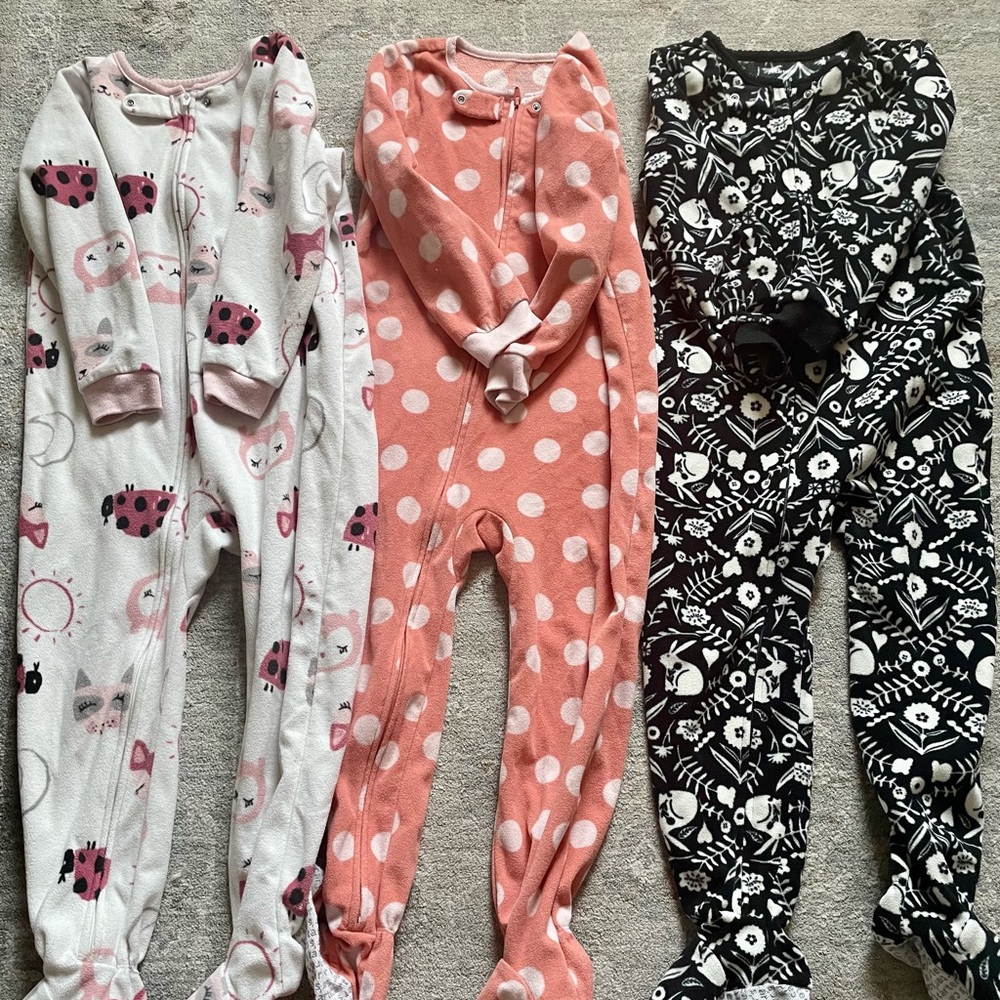Carters bundle of fleece pajamas